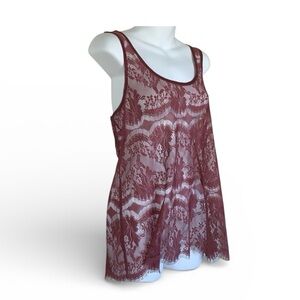 FOSSIL burgundy tank, floral lace, scalloped hem. M
